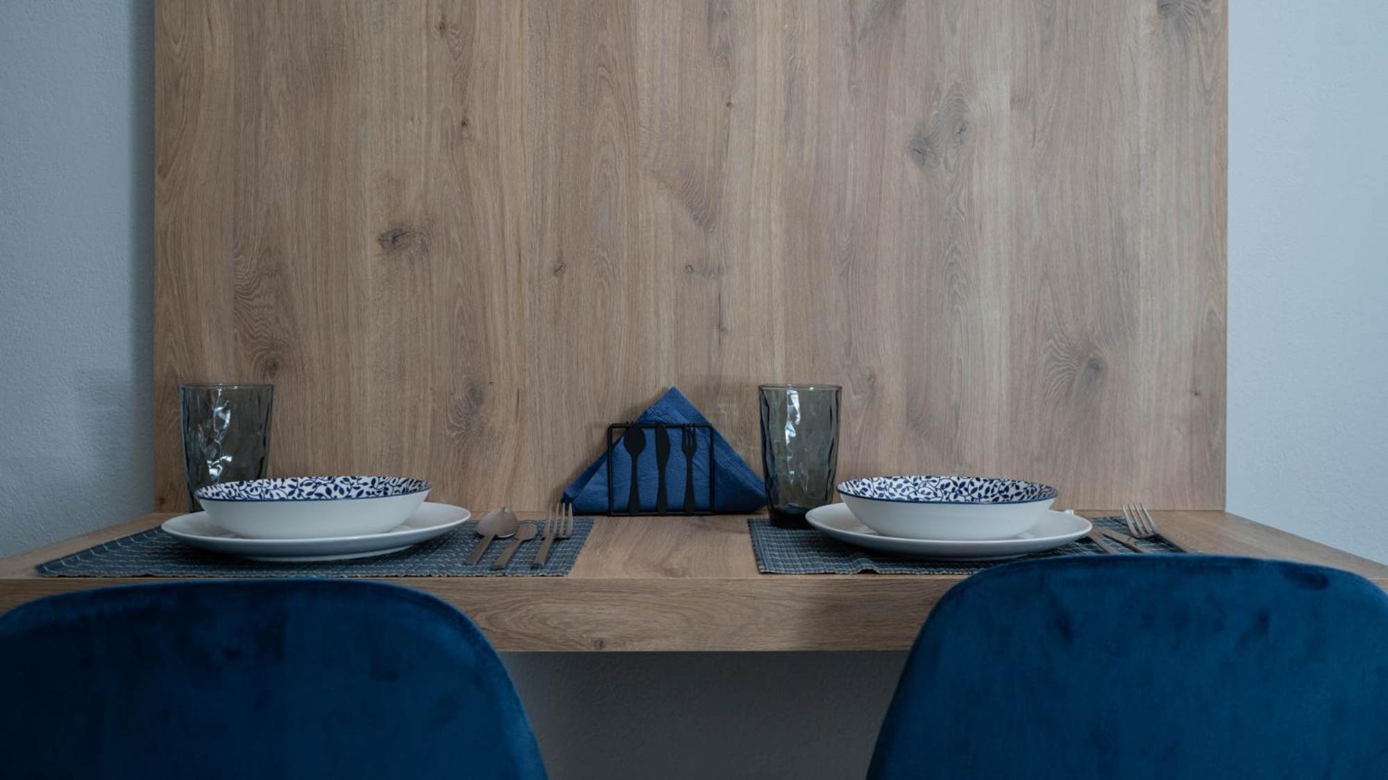 Oriente Suite Apartment カランバカ エクステリア 写真