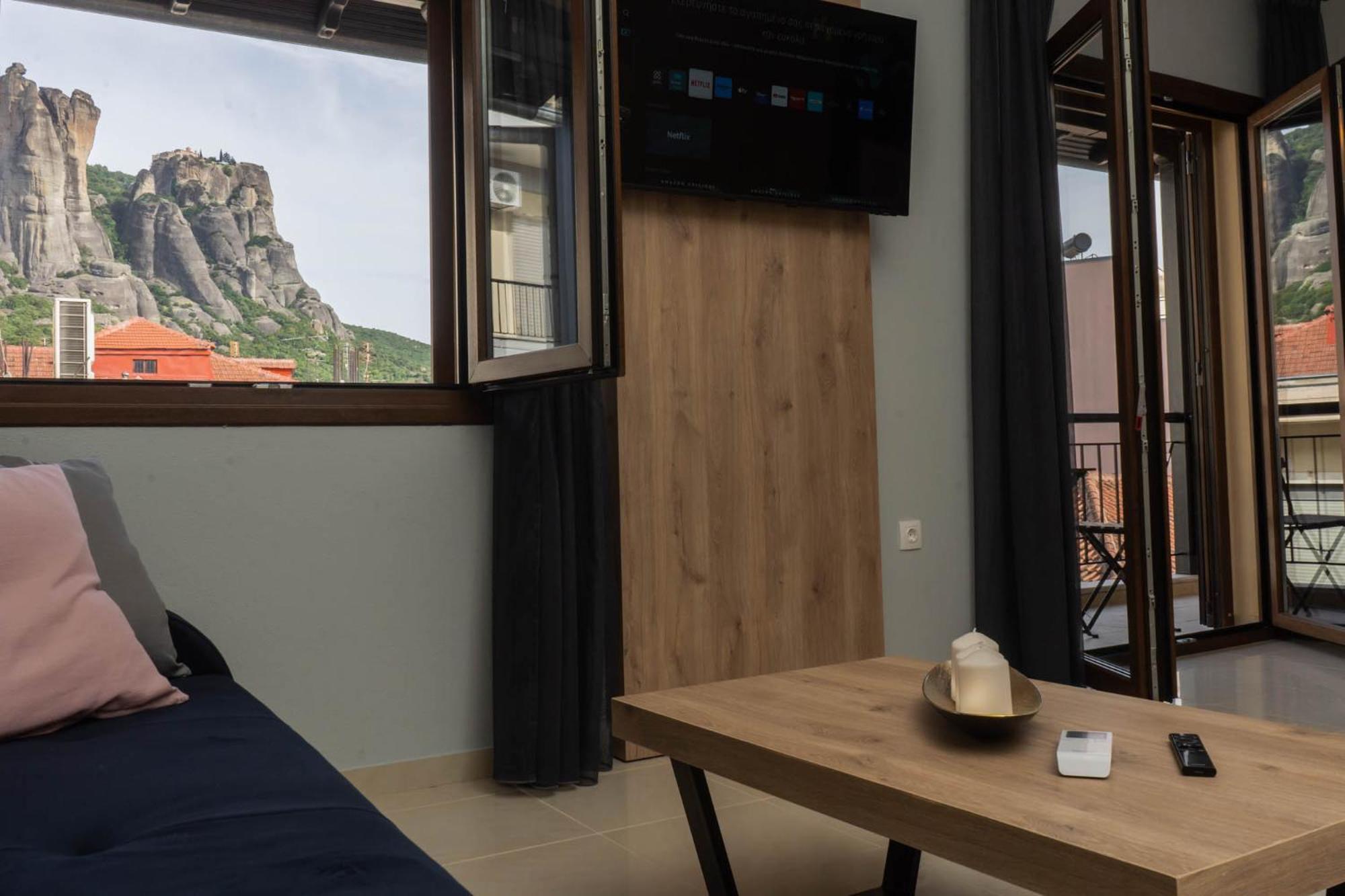 Oriente Suite Apartment カランバカ エクステリア 写真