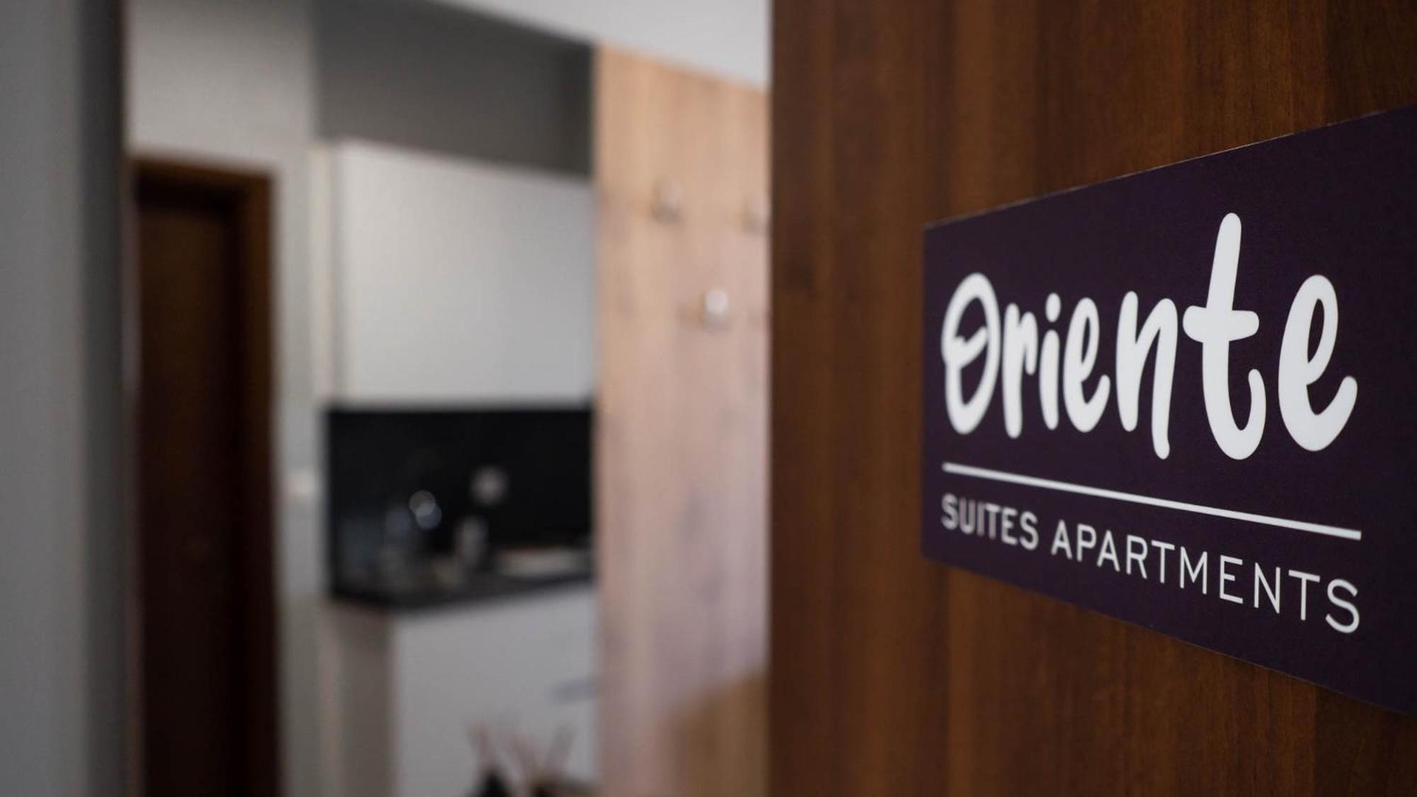 Oriente Suite Apartment カランバカ エクステリア 写真